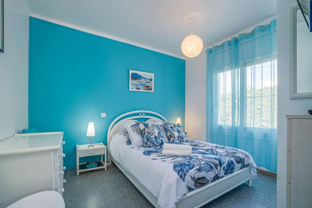 Вилла Mb1-House With Big Garden ,Swimming-Pool, & Barbacue In Росас Экстерьер фото